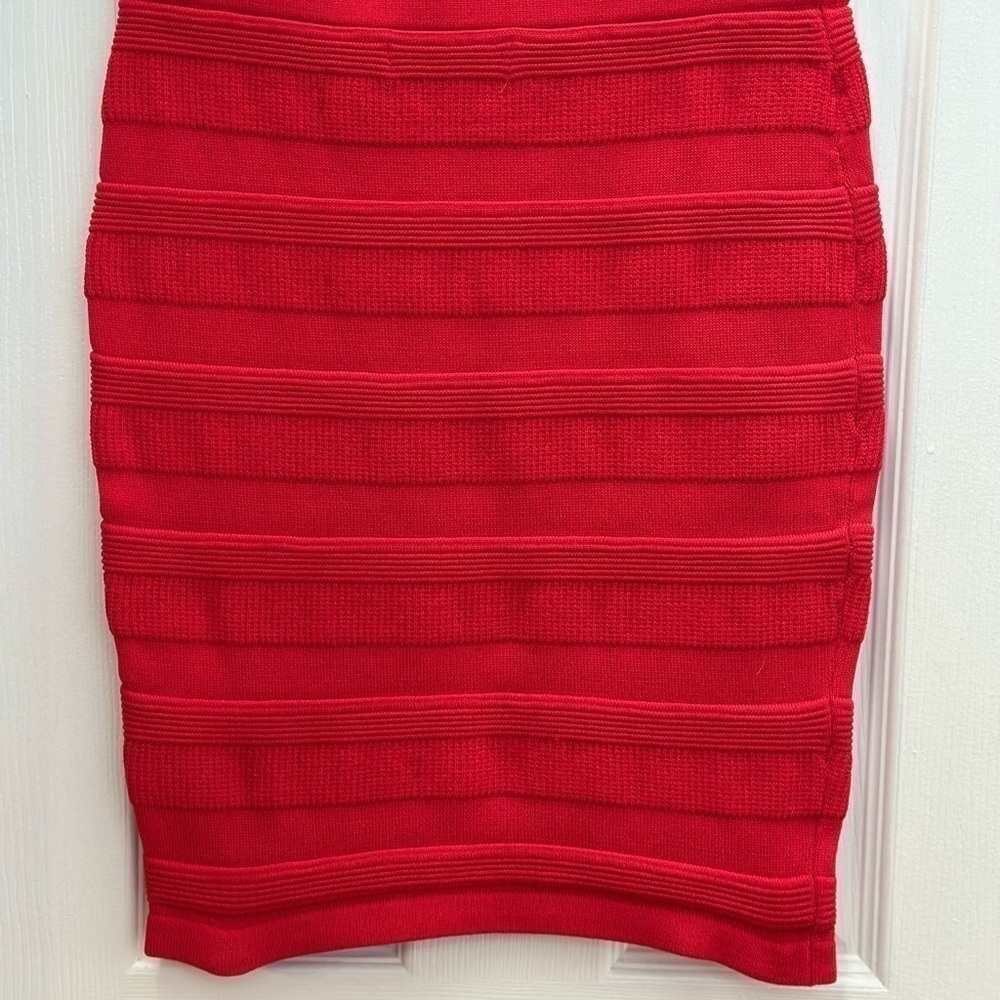 ASTR red‎ knit skirt size large  #s1102 - Picture 3 of 7